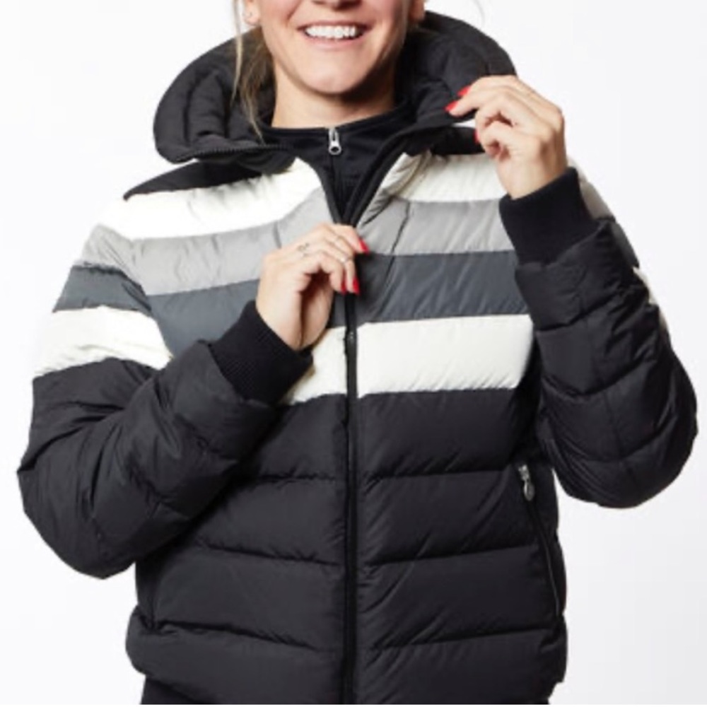 Perfect Moment Queenie Down Ski Jacket in Black Rainbow Size Large